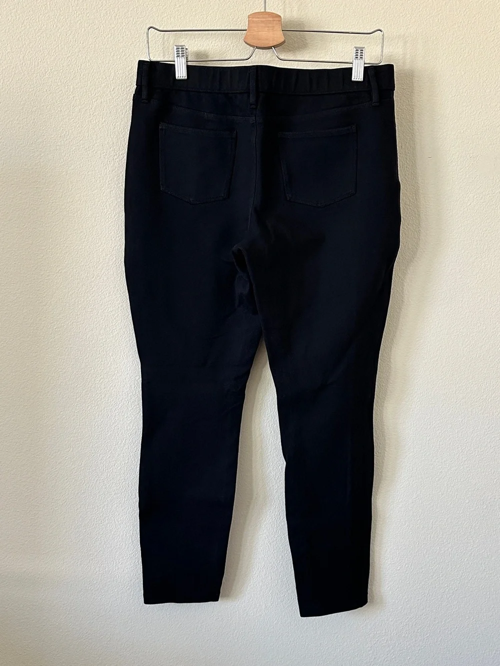 J. Crew Black Ponte Ankle Pants Size 8